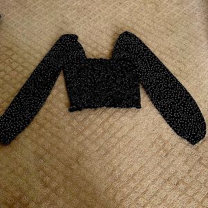 Cropped long sleeve ruffled shirt